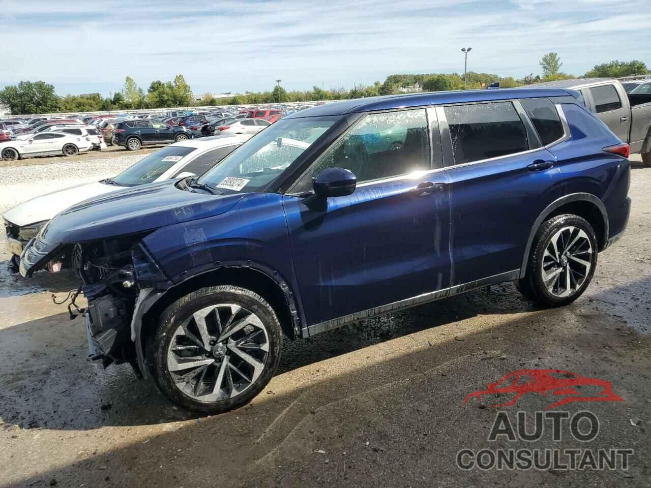 MITSUBISHI OUTLANDER 2023 - JA4J3UA88PZ025140