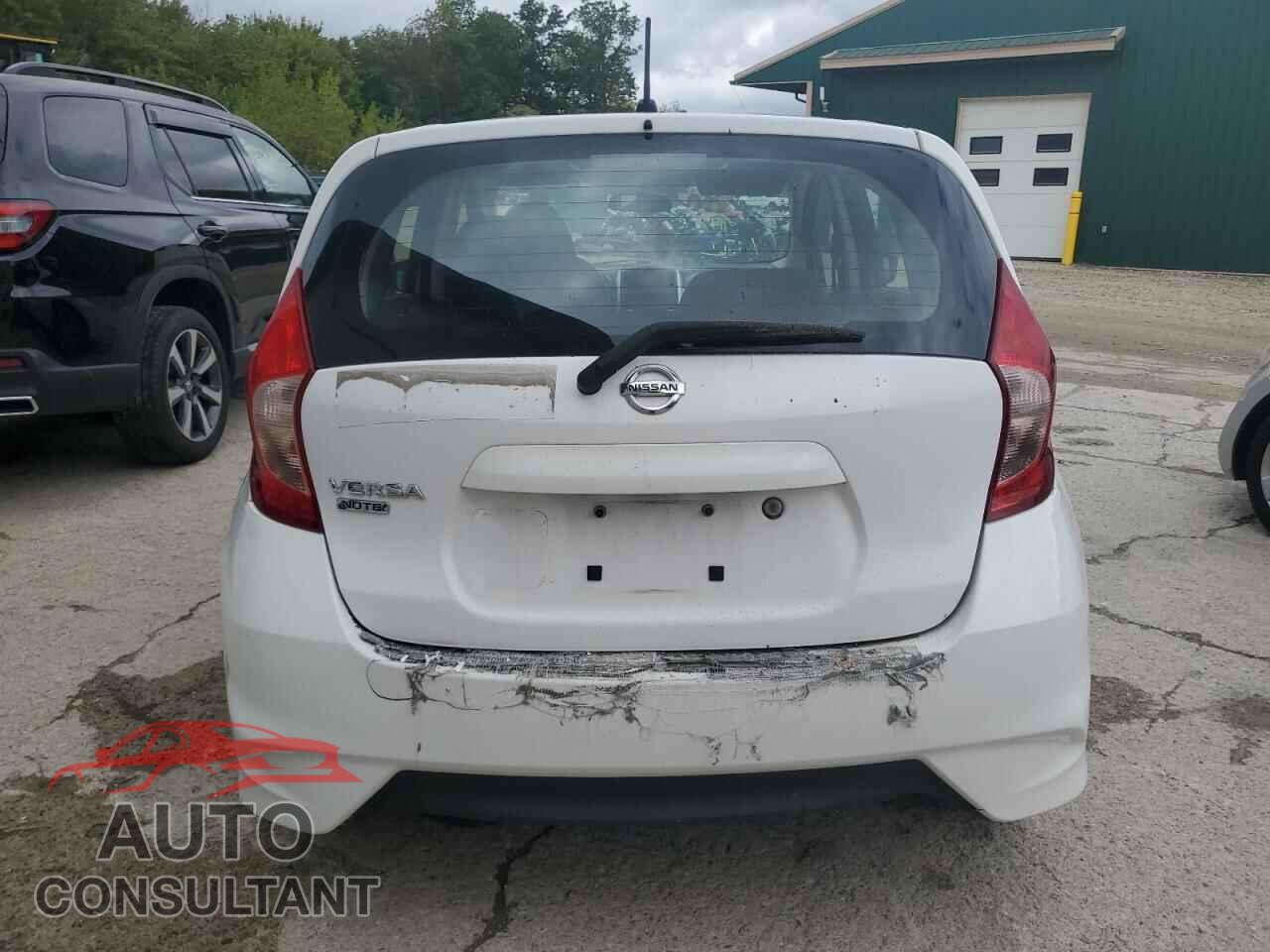NISSAN VERSA 2017 - 3N1CE2CP2HL372282