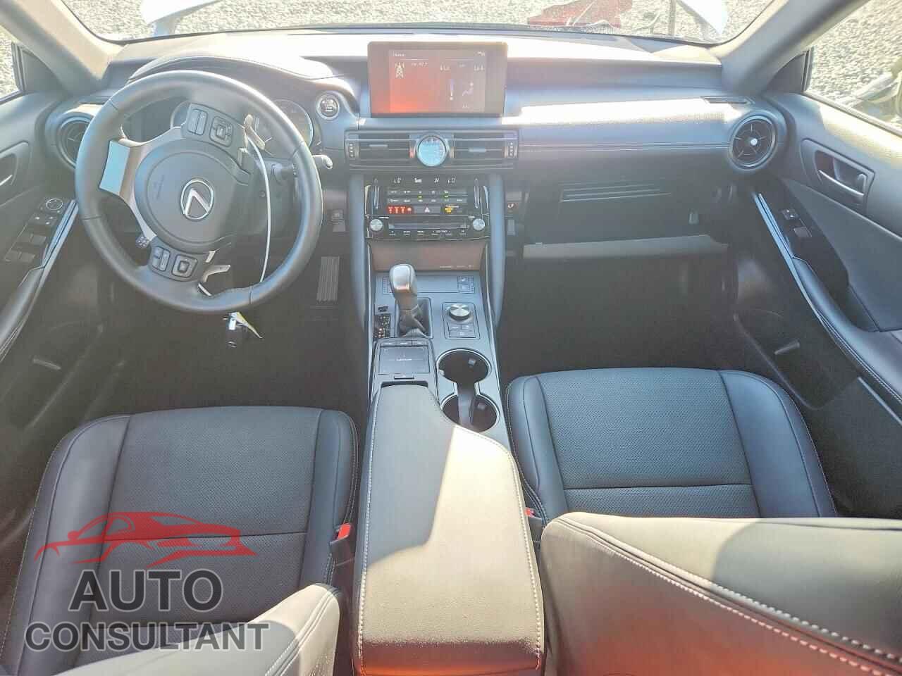 LEXUS IS 2025 - JTHCA1D27S5134049