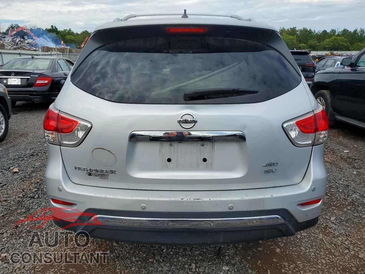 NISSAN PATHFINDER 2013 - 5N1AR2MM7DC614952