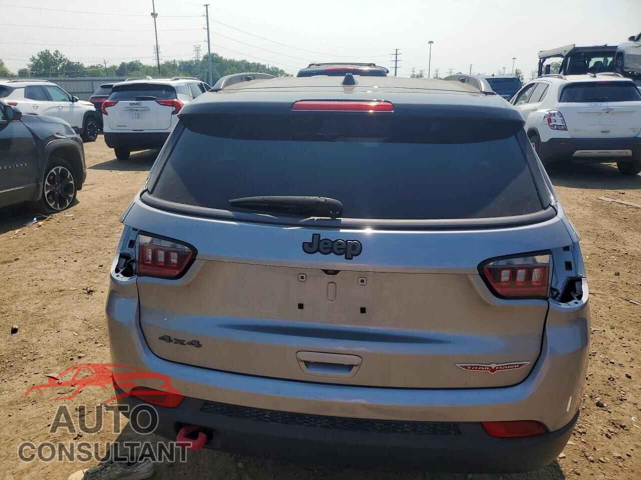 JEEP COMPASS 2017 - 3C4NJDDB4HT624873