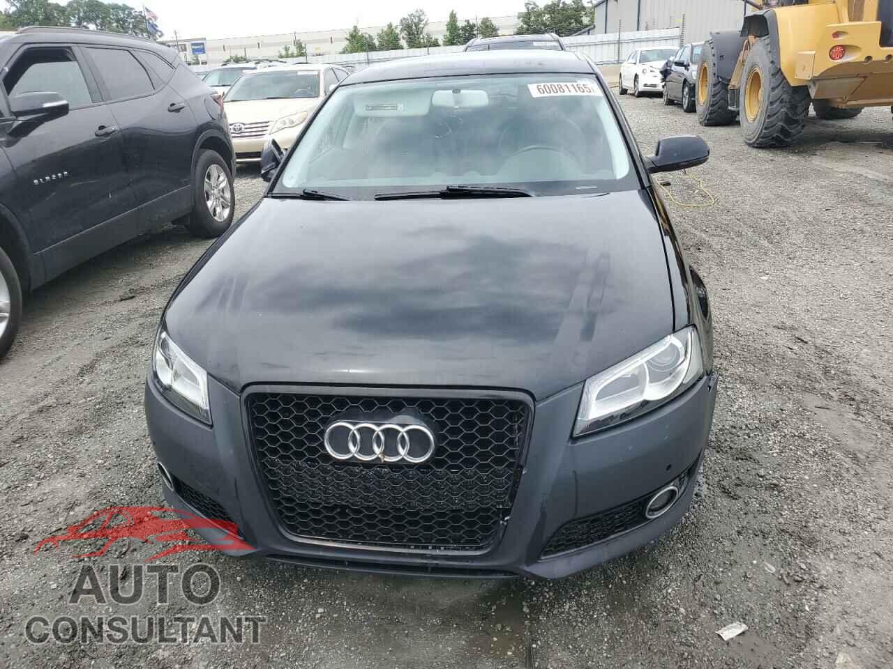 AUDI A3 2011 - WAUMFAFM9BA130756