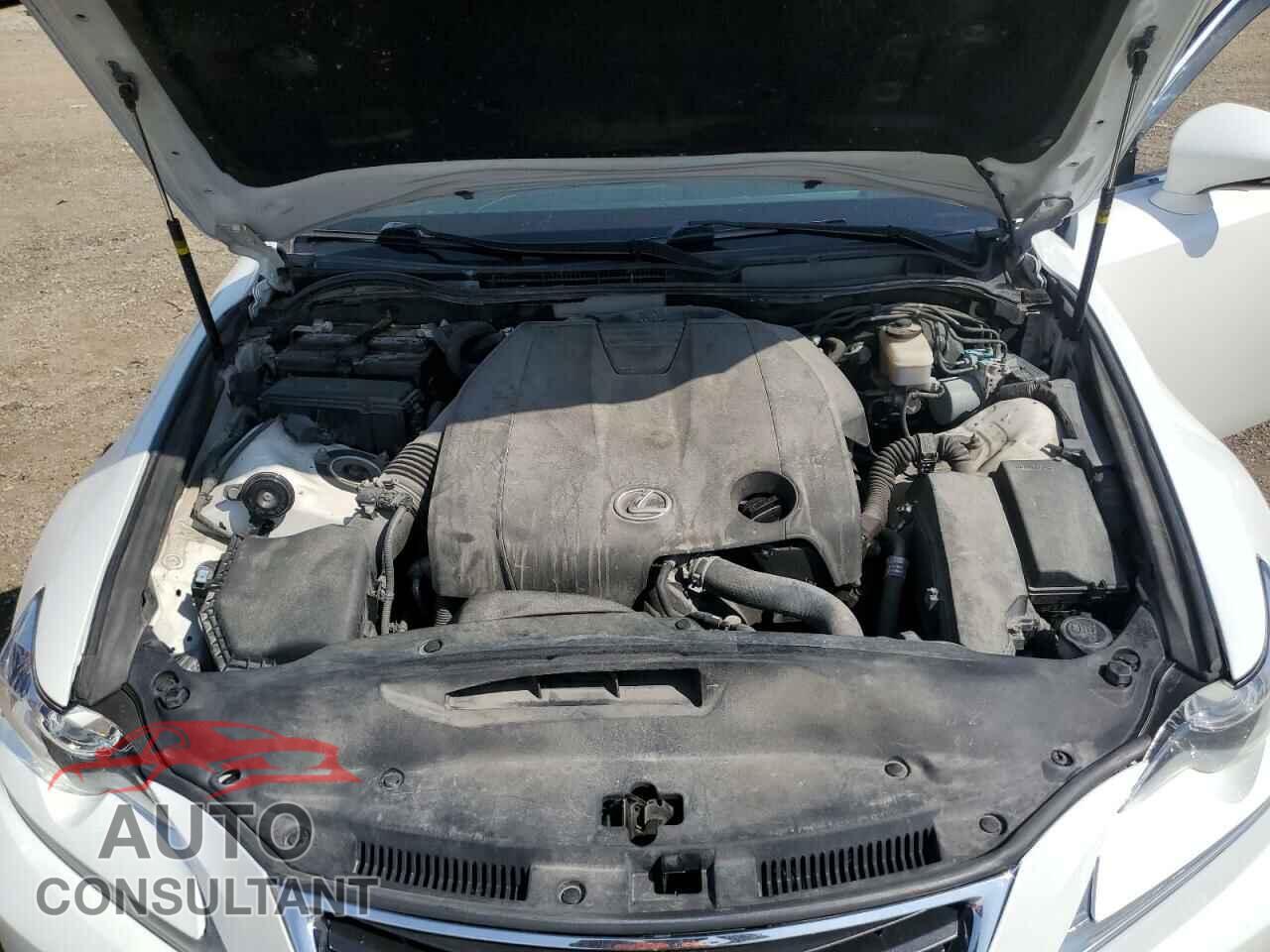 LEXUS IS 2014 - JTHBF1D20E5033372