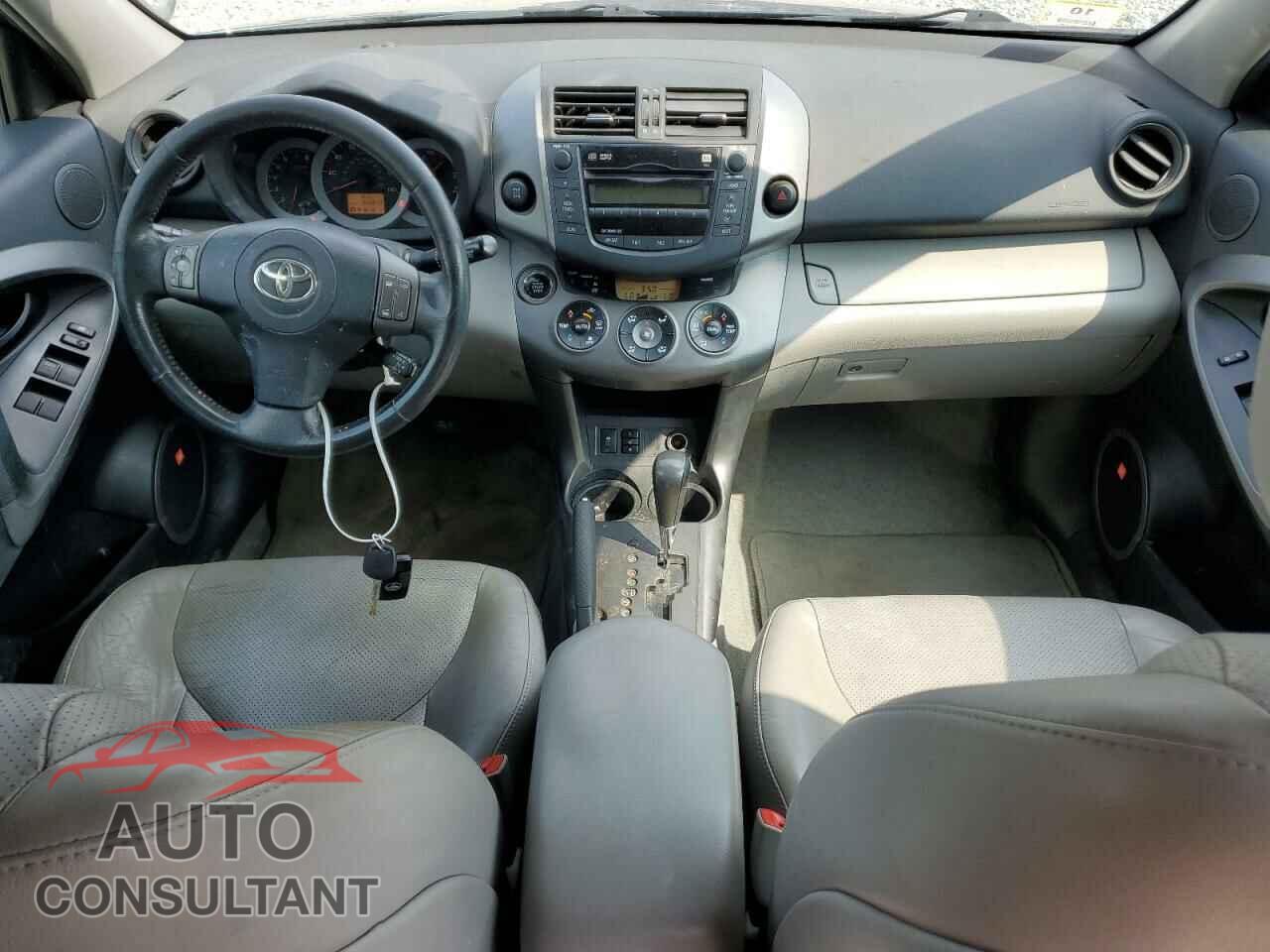 TOYOTA RAV4 2011 - 2T3DF4DV2BW159954