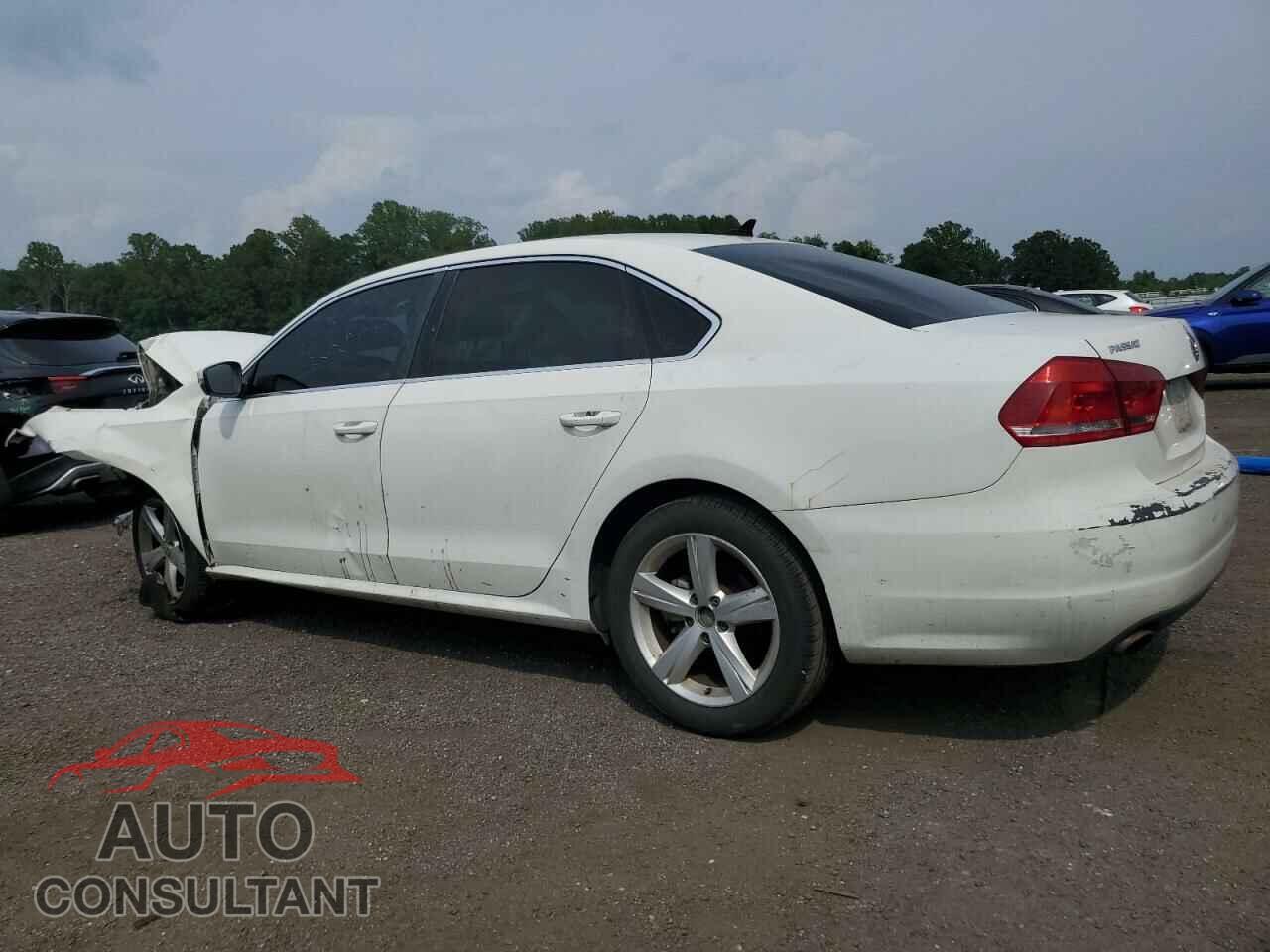 VOLKSWAGEN PASSAT 2014 - 1VWBP7A33EC004987