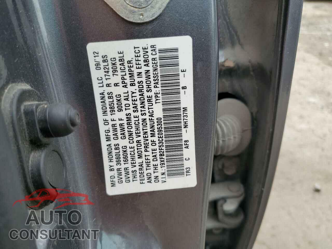 HONDA CIVIC 2012 - 19XFB2F53CE095300