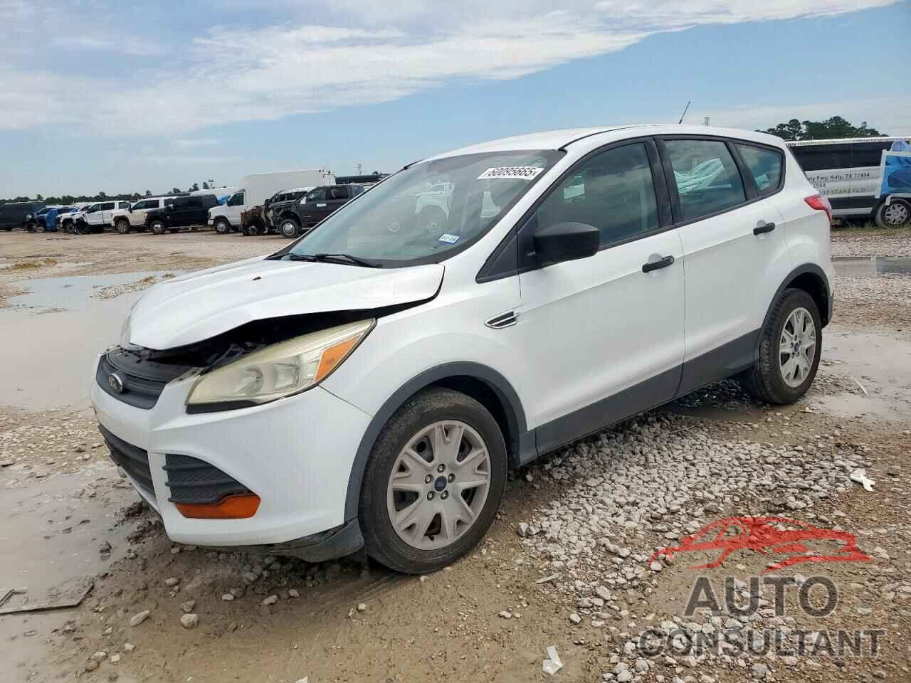 FORD ESCAPE 2015 - 1FMCU0F74FUB80800