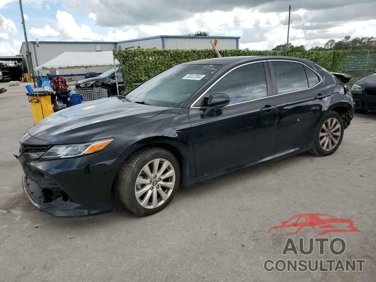 TOYOTA CAMRY 2018 - 4T1B11HK9JU507955