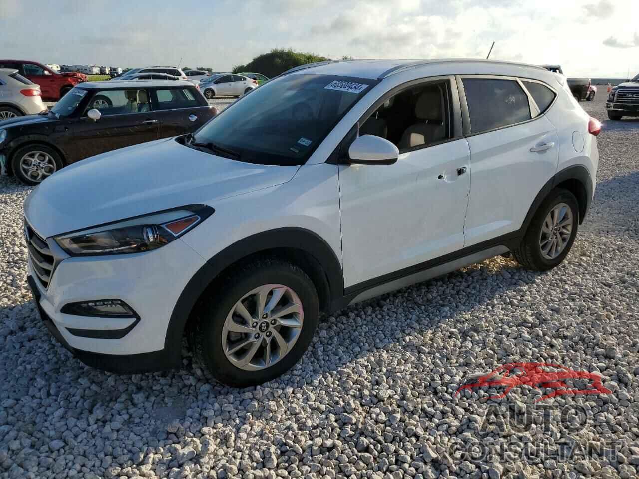 HYUNDAI TUCSON 2017 - KM8J3CA47HU476499