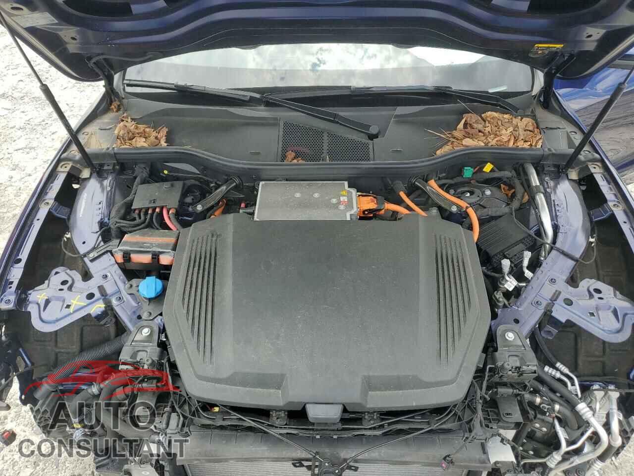 AUDI E-TRON 2023 - WA1LAAGE7PB004654
