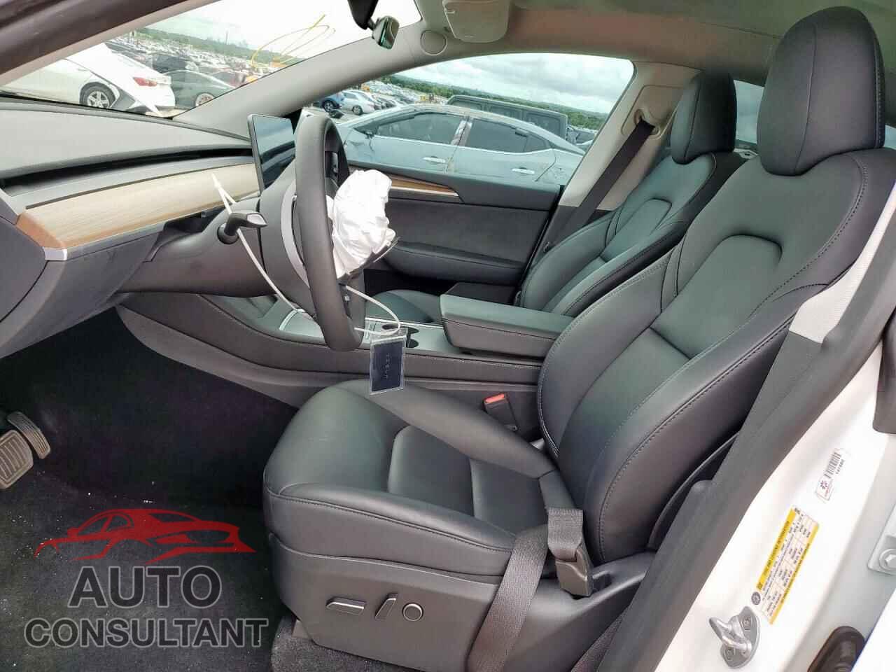 TESLA MODEL Y 2023 - 7SAYGAEE6PF802463
