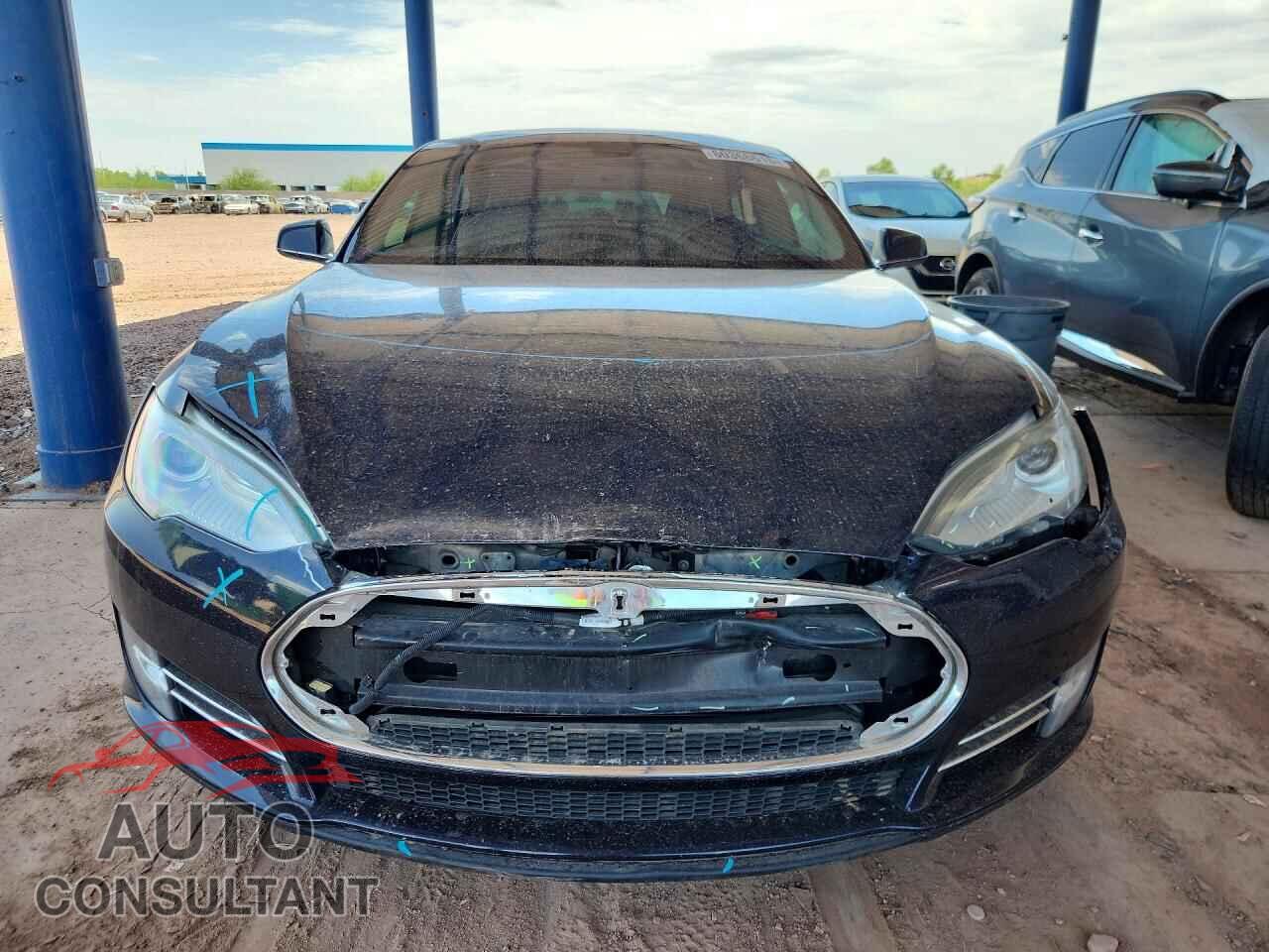 TESLA MODEL S 2013 - 5YJSA1DP6DFP04598