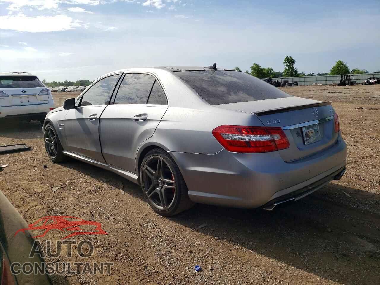 MERCEDES-BENZ E-CLASS 2013 - WDDHF7EB3DA732231