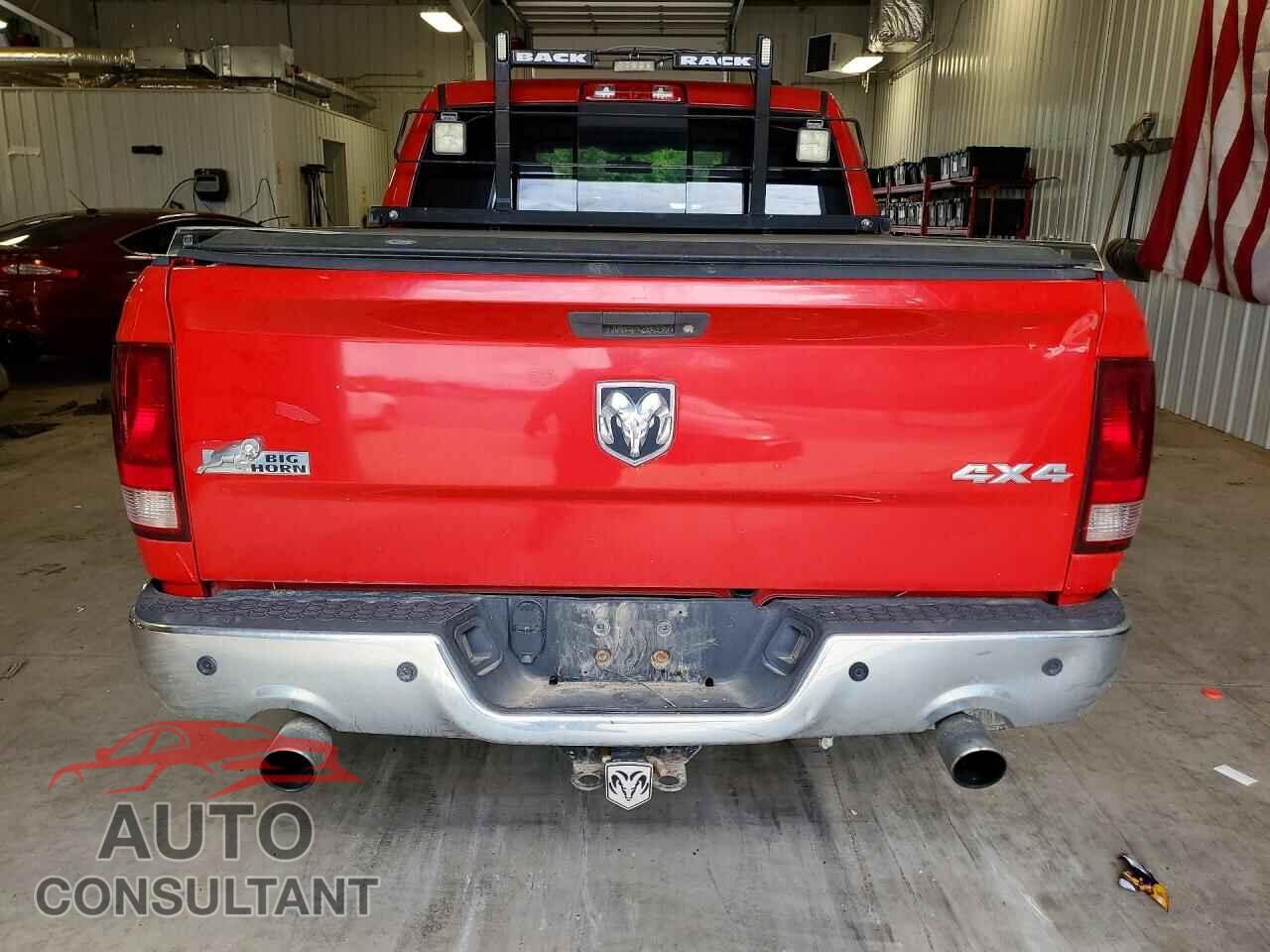 DODGE RAM 1500 2012 - 1C6RD7LT5CS345812