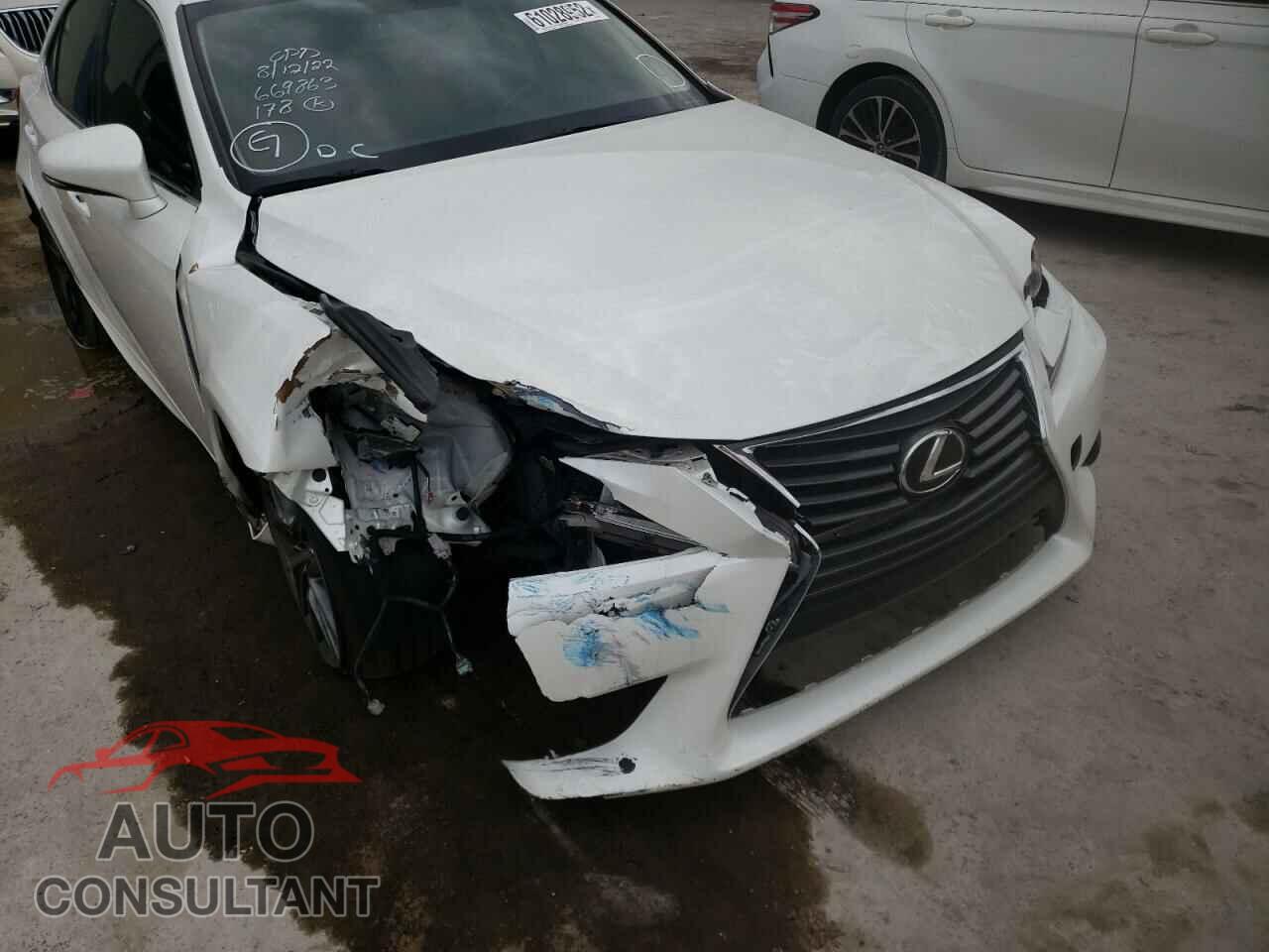 LEXUS IS 2016 - JTHBA1D23G5009813