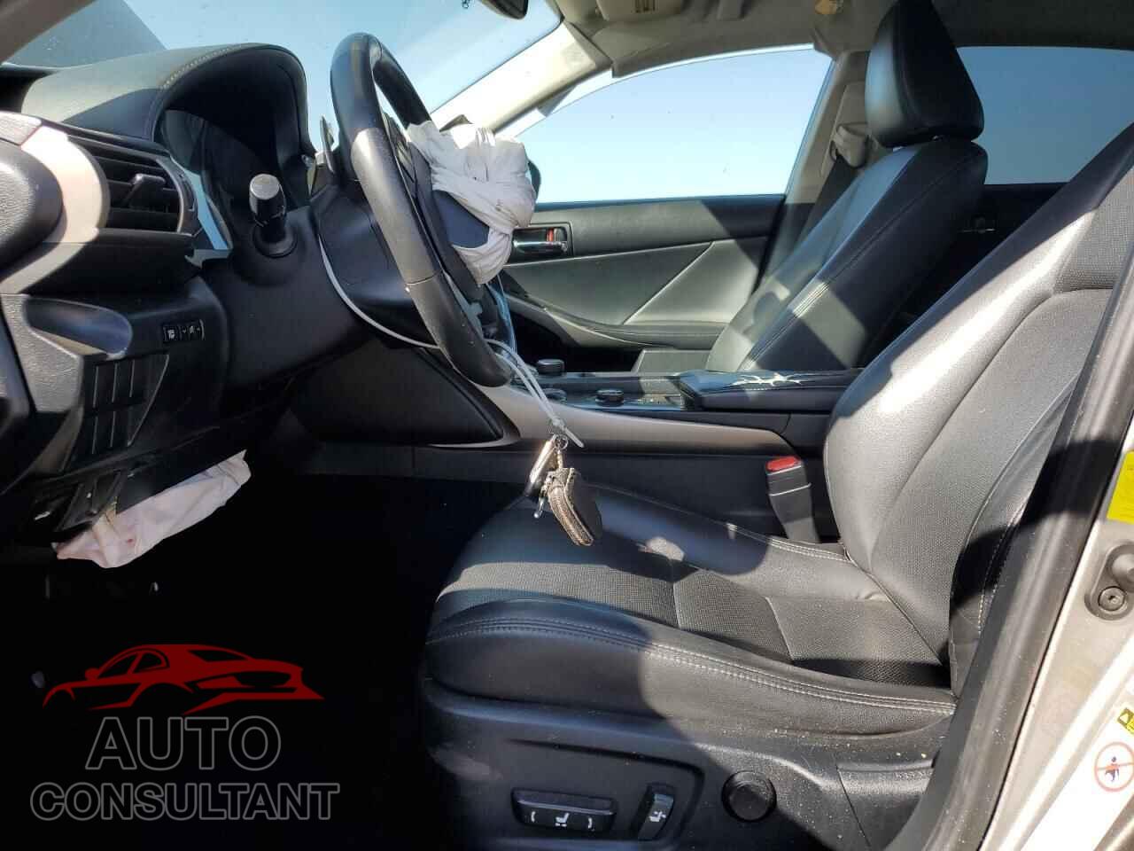 LEXUS IS 2014 - JTHBF1D23E5017473