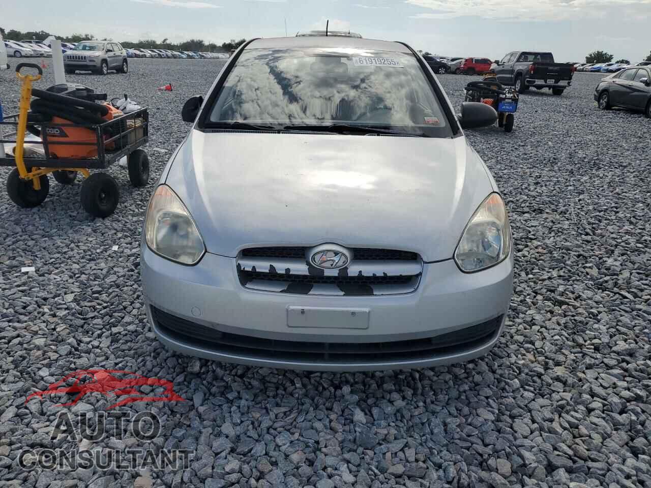 HYUNDAI ACCENT 2009 - KMHCM36C69U121900