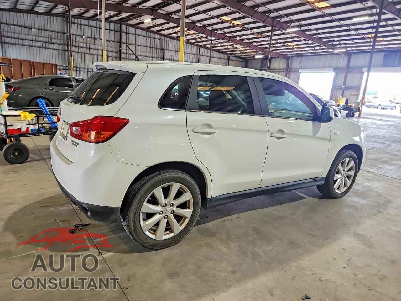 MITSUBISHI OUTLANDER 2014 - 4A4AR4AU8EE021300