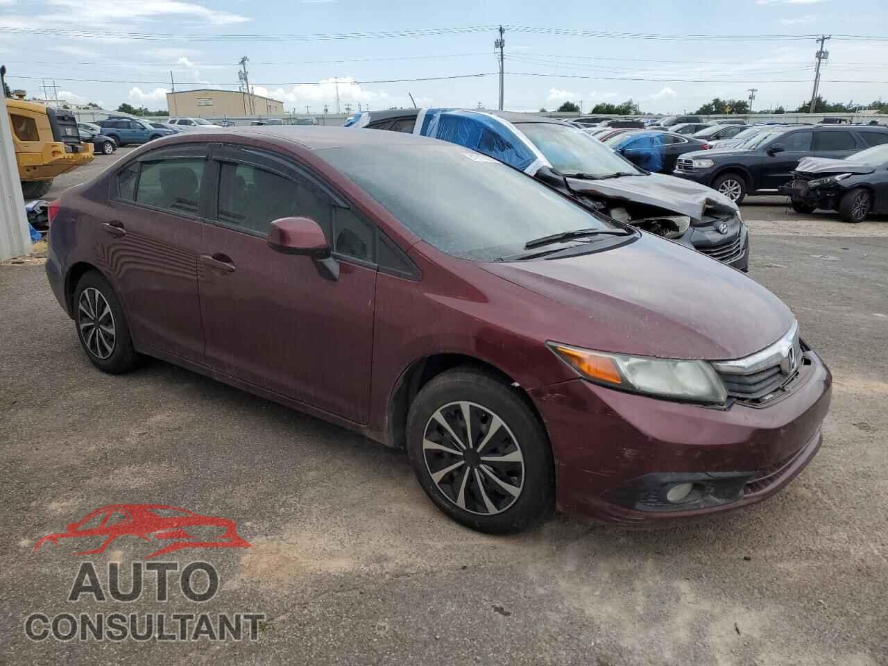 HONDA CIVIC 2012 - 2HGFB2F52CH609272
