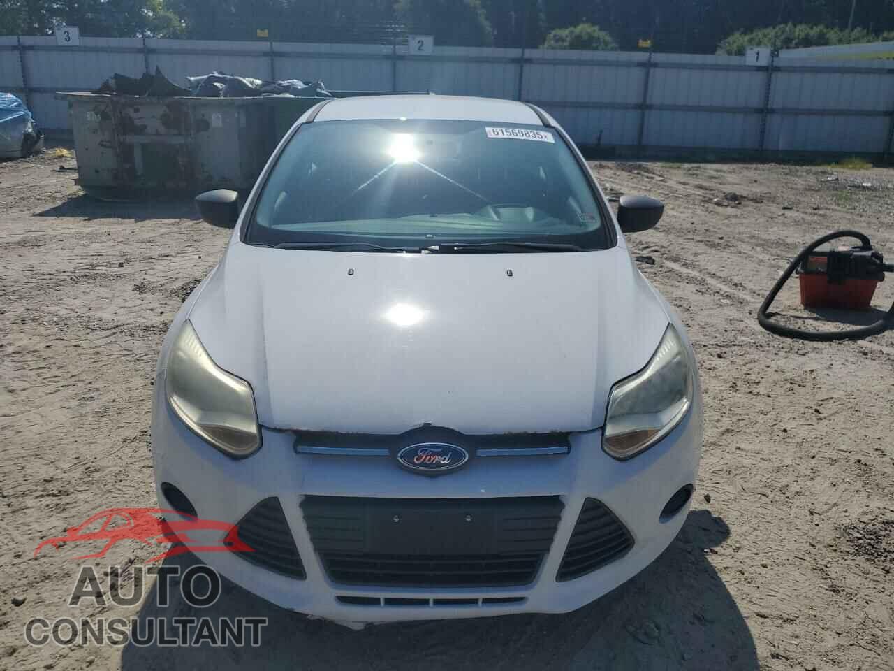 FORD FOCUS 2013 - 1FADP3E26DL207432