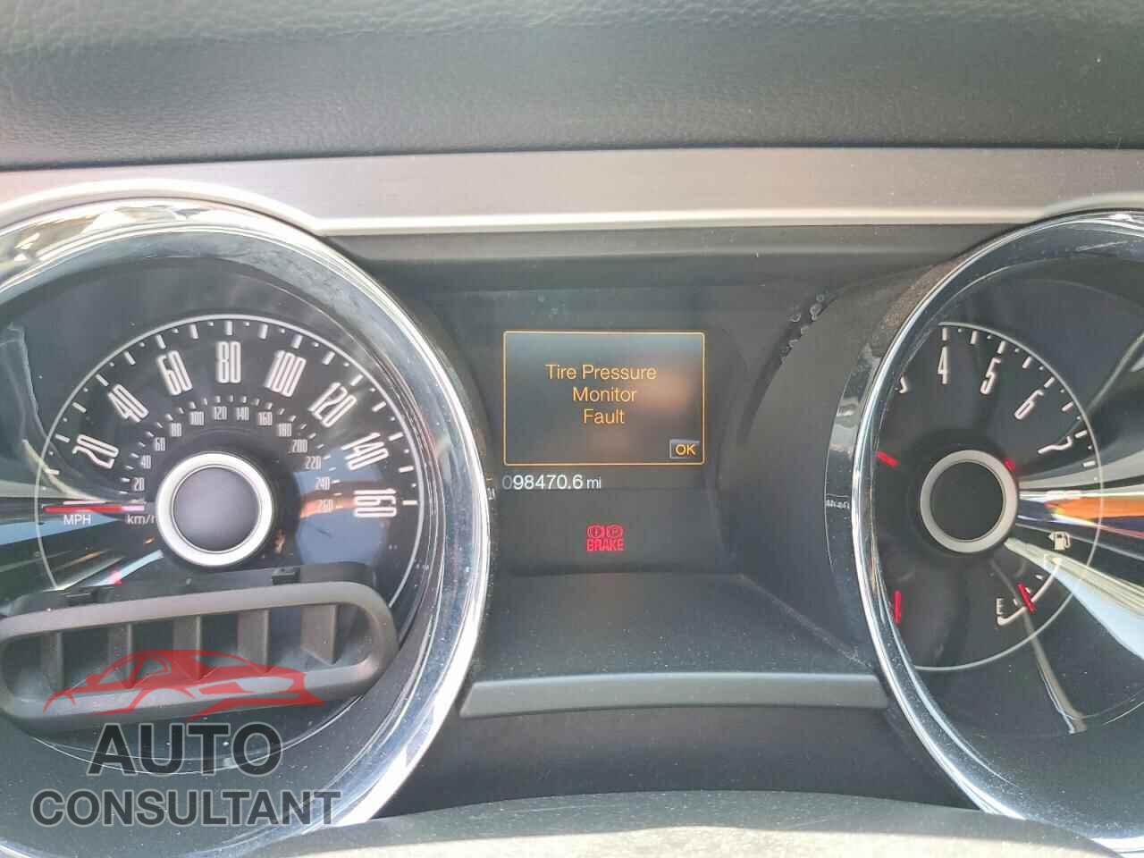 FORD MUSTANG 2014 - 1ZVBP8CF4E5276532