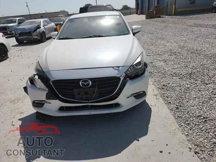 MAZDA 3 2017 - 3MZBN1V75HM109274
