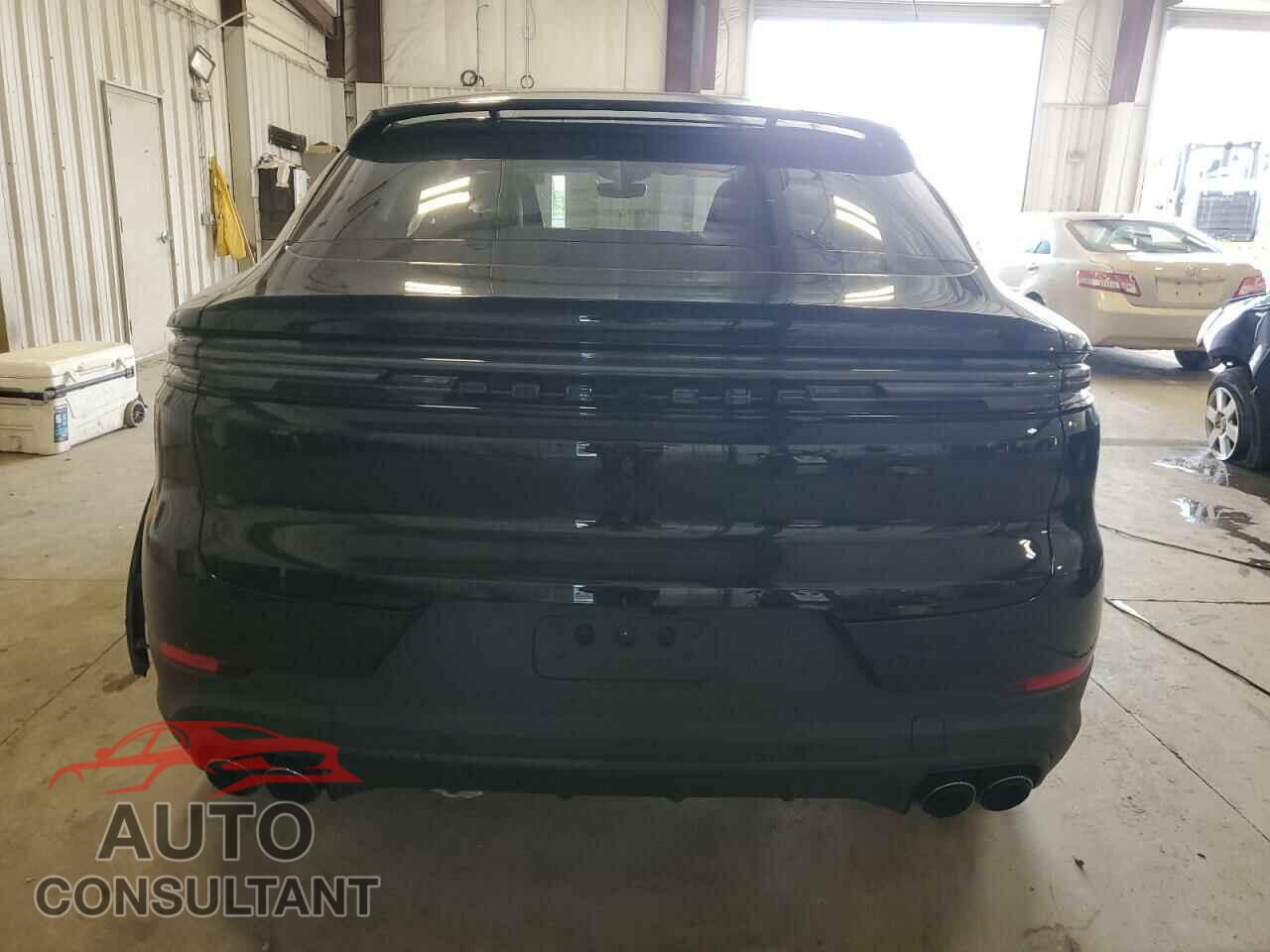 PORSCHE CAYENNE 2024 - WP1BA2AY3RDA56525