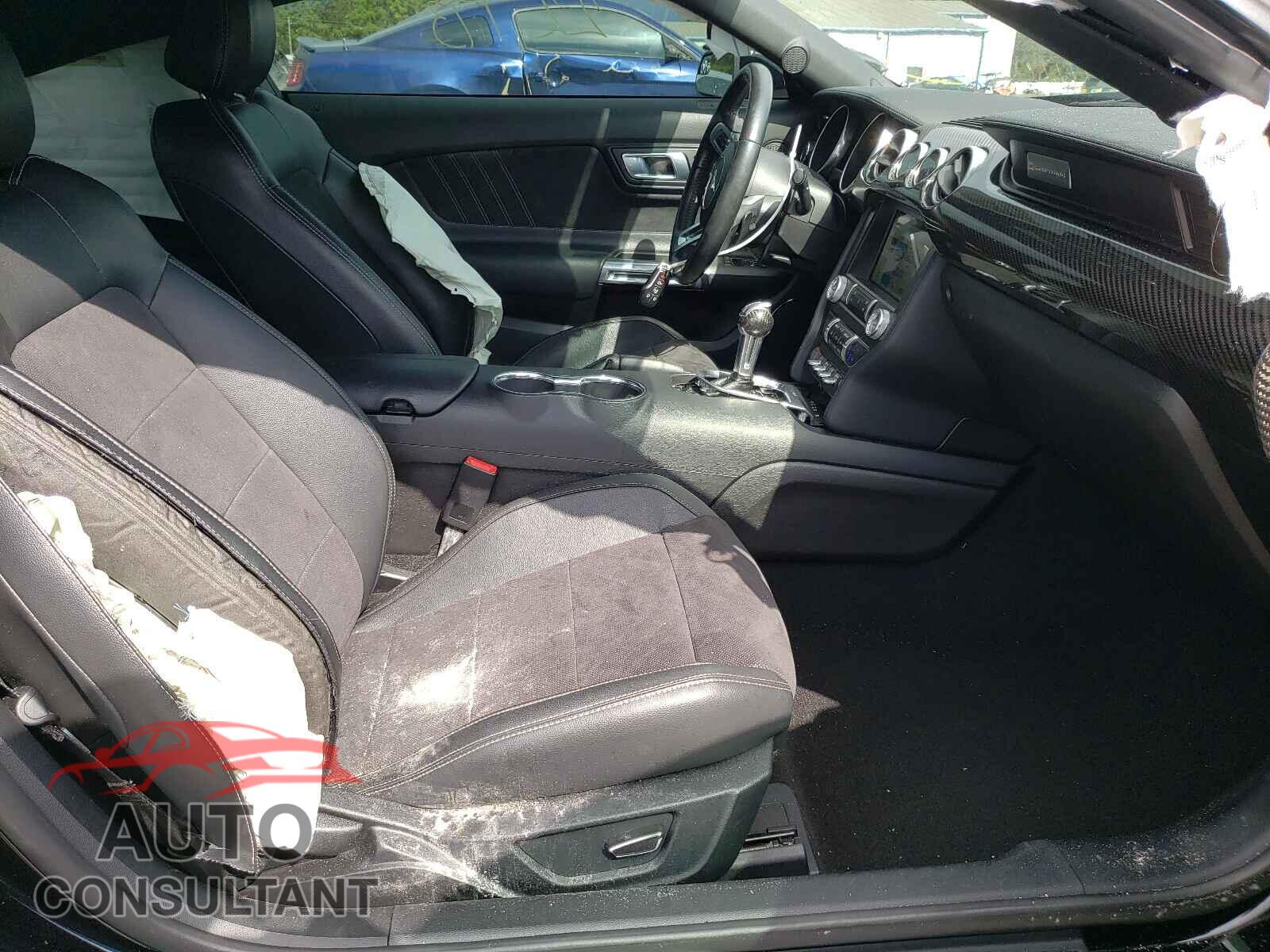 FORD MUSTANG 2019 - 1FA6P8TH5K5117297