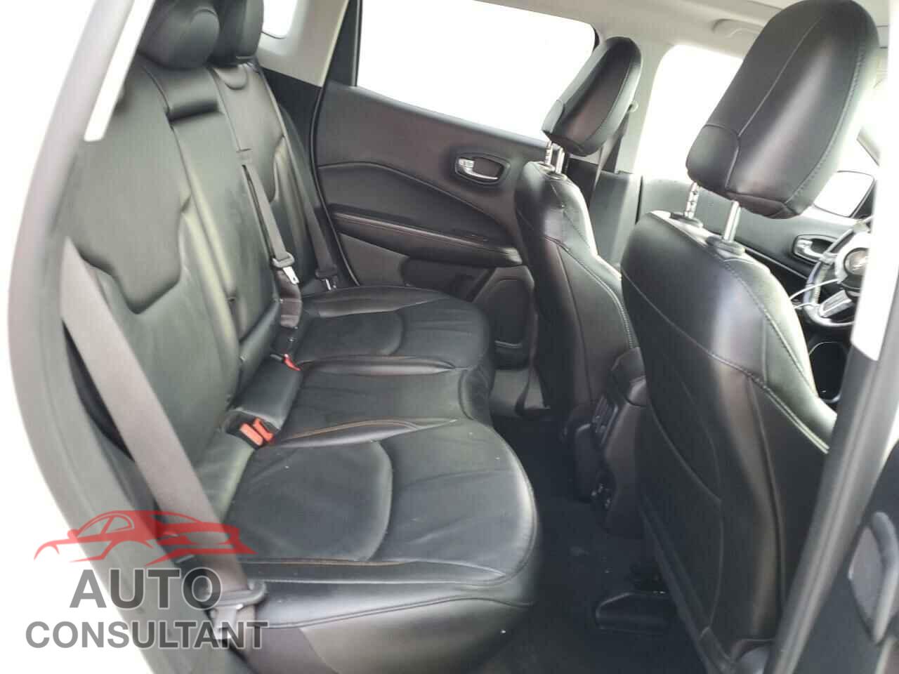 JEEP COMPASS 2021 - 3C4NJDCB8MT586852