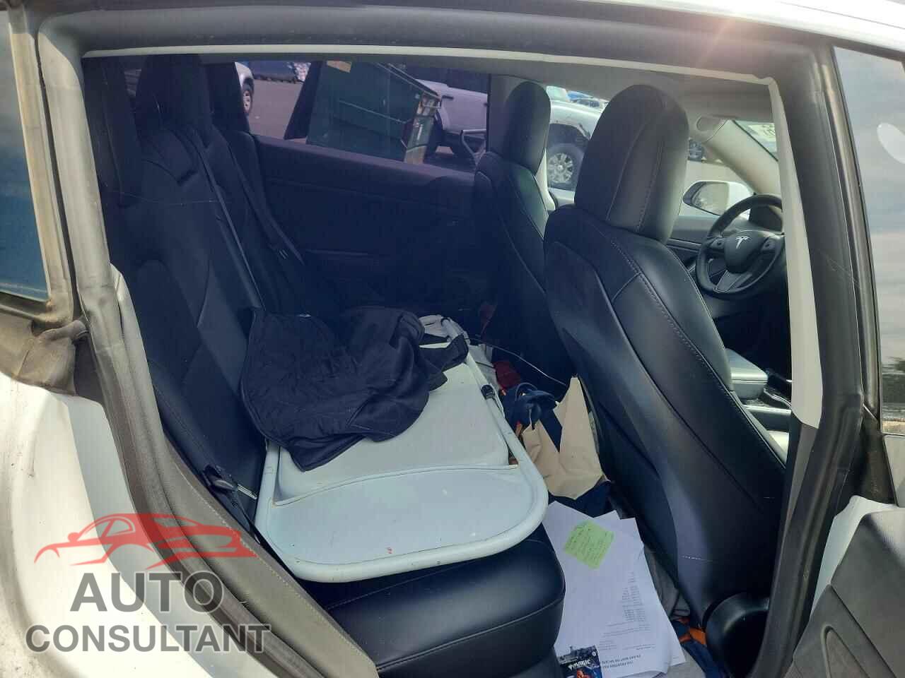 TESLA MODEL 3 2020 - 5YJ3E1EA0LF659076