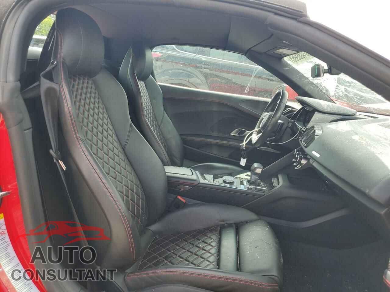 AUDI R8 2017 - WUAVACFX4H7904013