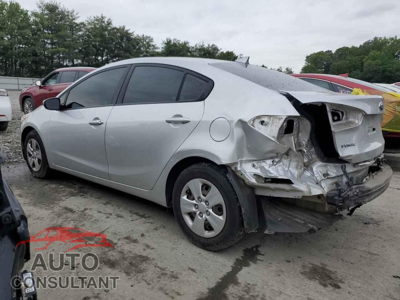 KIA FORTE 2017 - 3KPFK4A79HE060370