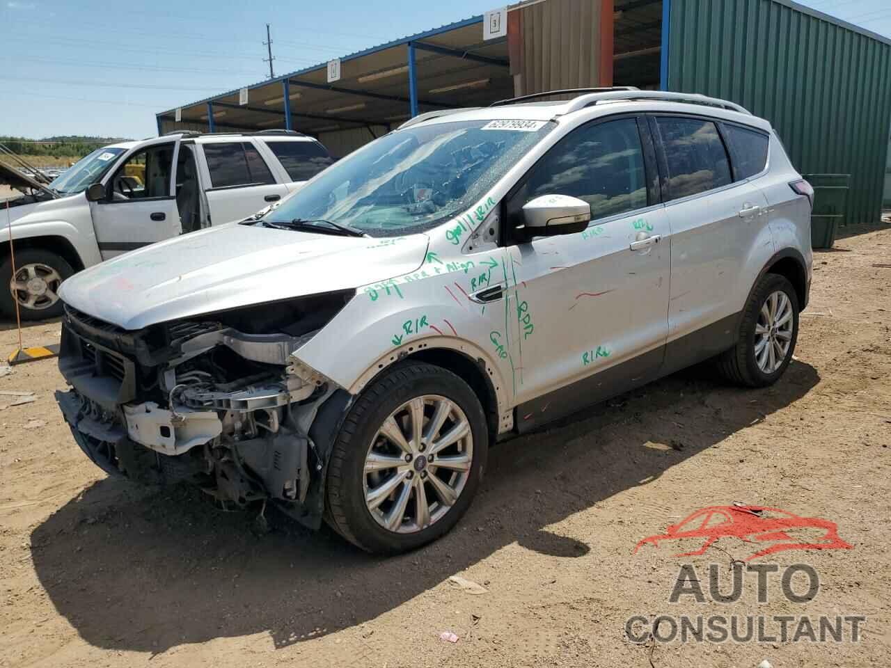 FORD ESCAPE 2017 - 1FMCU9J98HUC35362