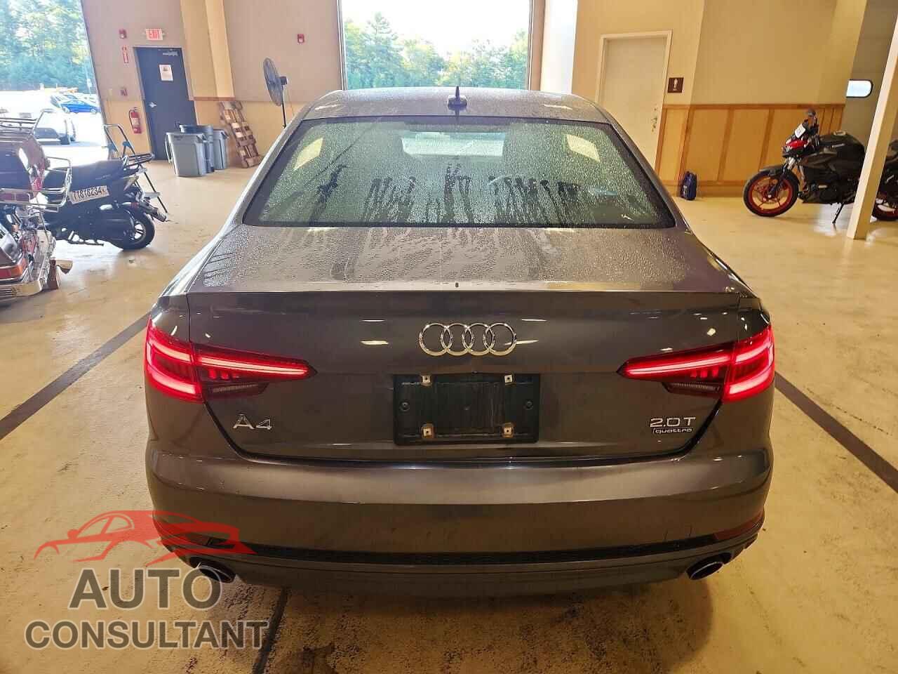 AUDI A4 2018 - WAUNNAF41JN015924