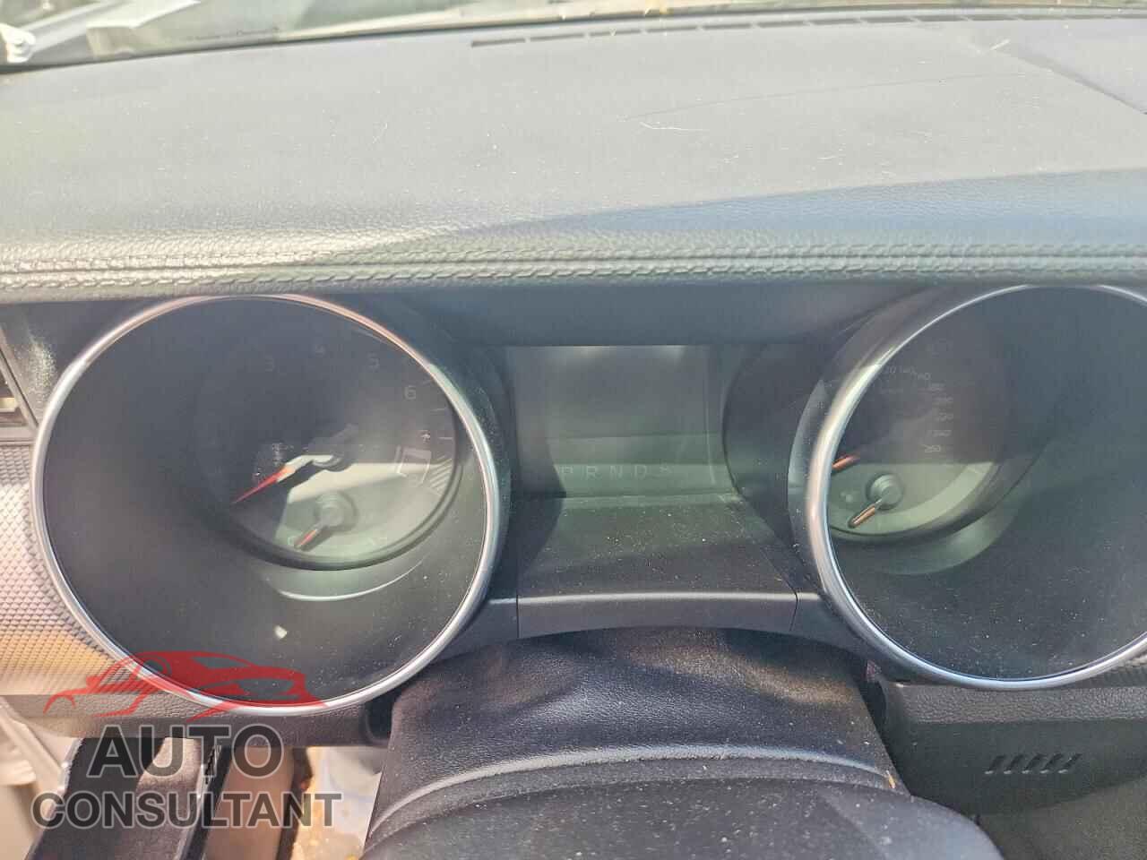 FORD MUSTANG 2018 - 1FA6P8CF7J5117542