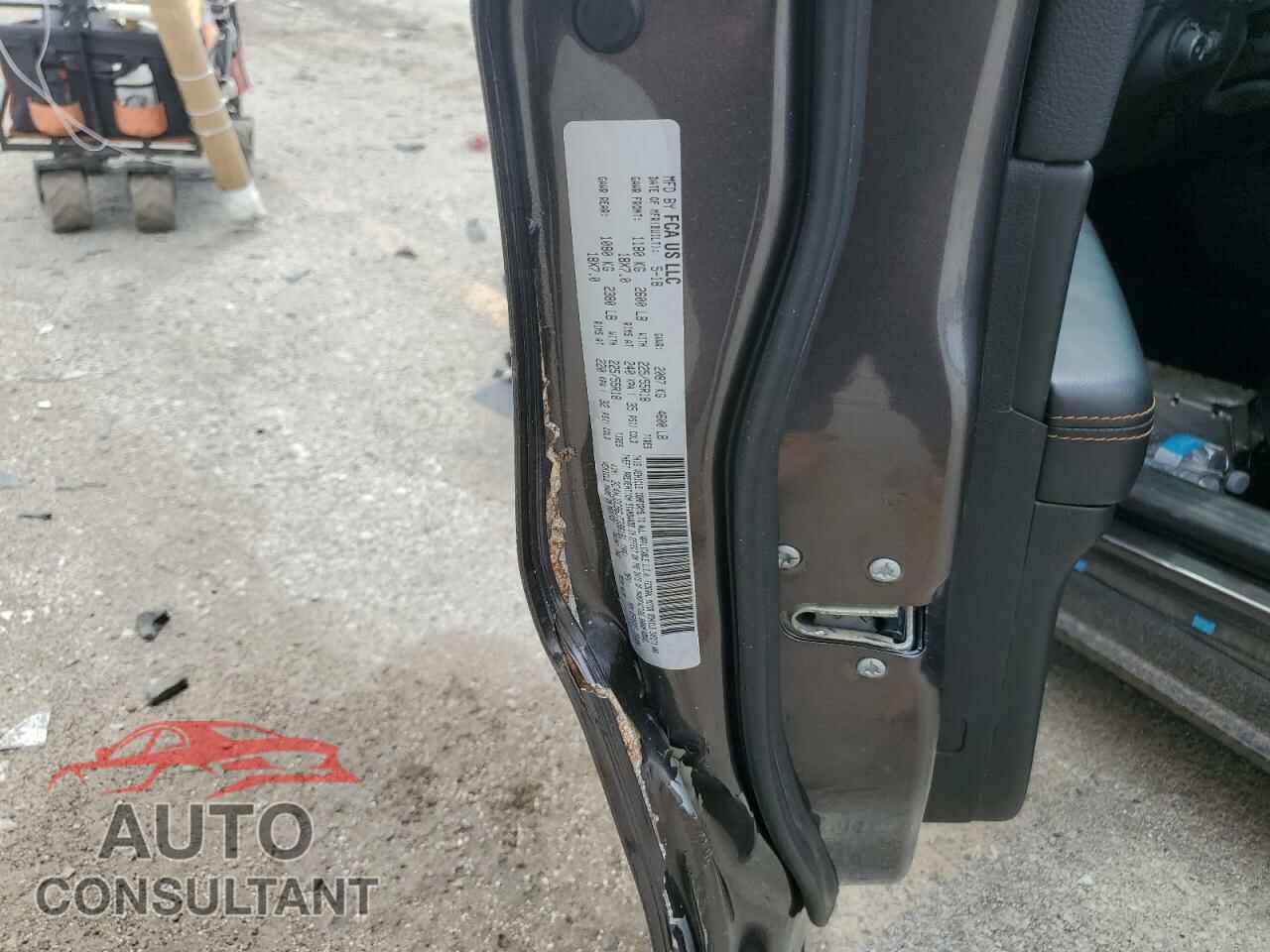 JEEP COMPASS 2018 - 3C4NJDCB6JT398181