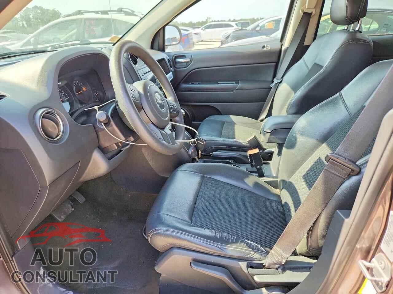 JEEP COMPASS 2015 - 1C4NJCBA1FD428252