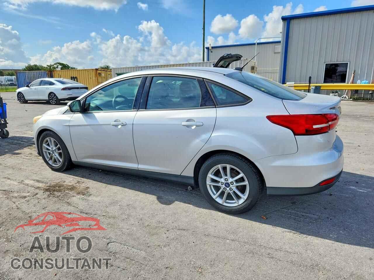 FORD FOCUS 2016 - 1FADP3F2XGL341038