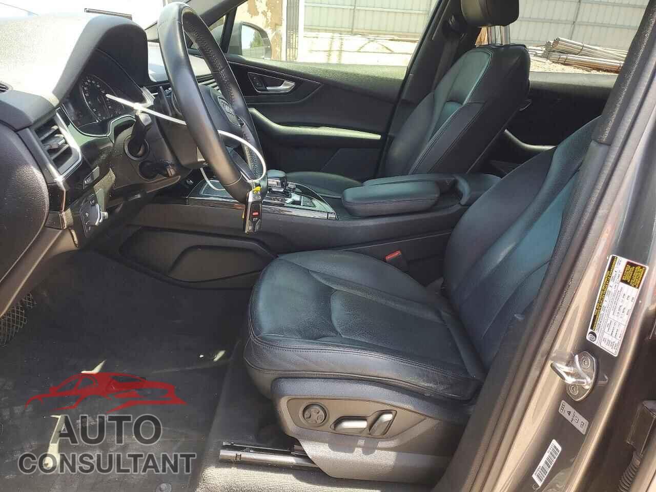 AUDI Q7 2018 - WA1AAAF73JD012823