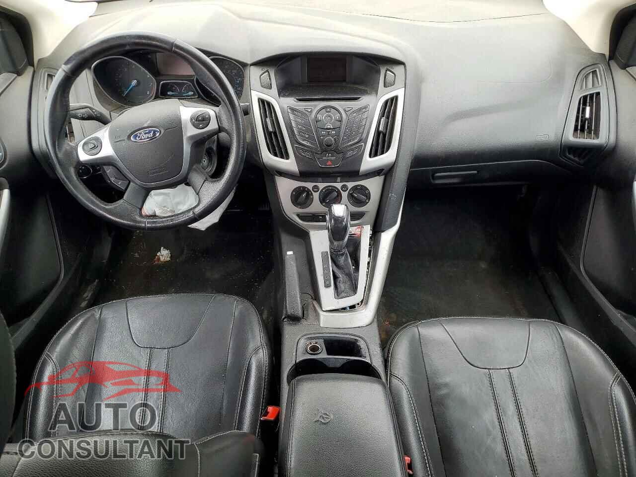 FORD FOCUS 2014 - 1FADP3F26EL287136