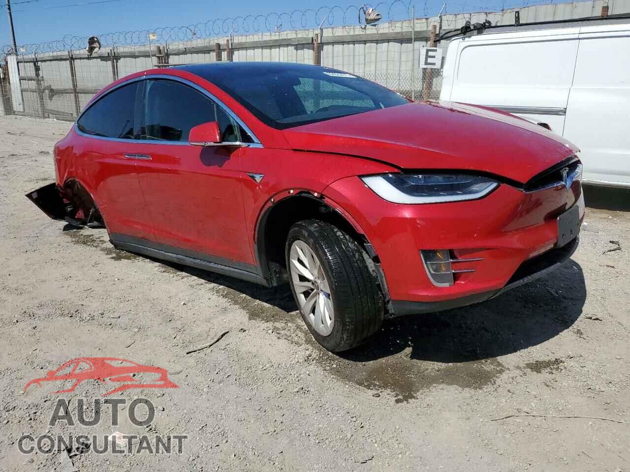 TESLA MODEL X 2018 - 5YJXCBE24JF143676