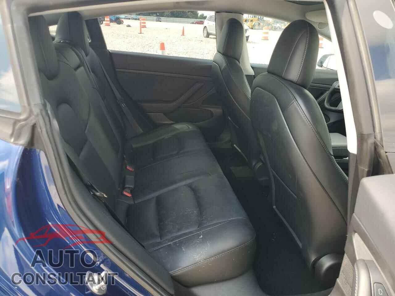 TESLA MODEL 3 2021 - 5YJ3E1EA3MF908858