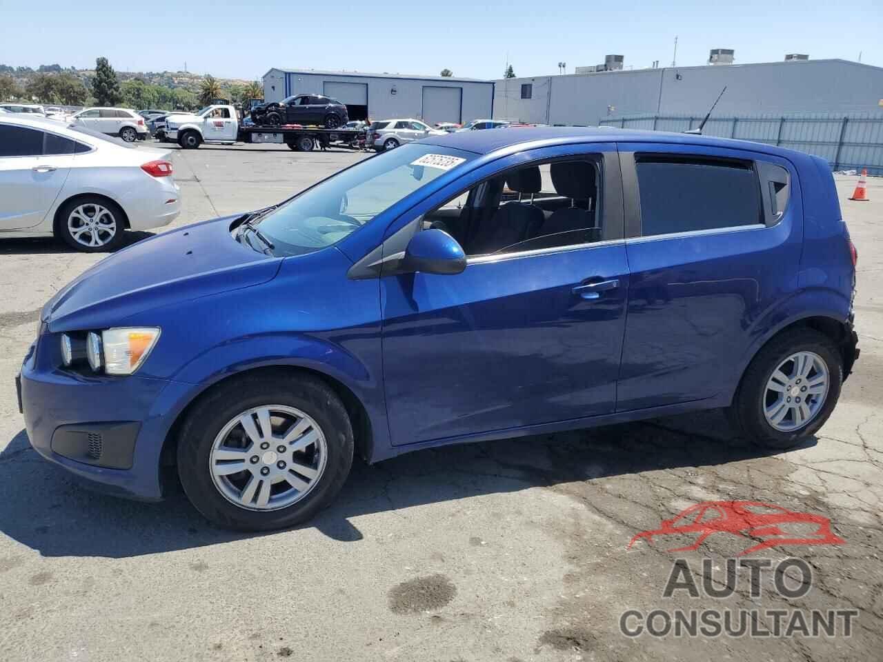 CHEVROLET SONIC 2014 - 1G1JC6SG6E4217196