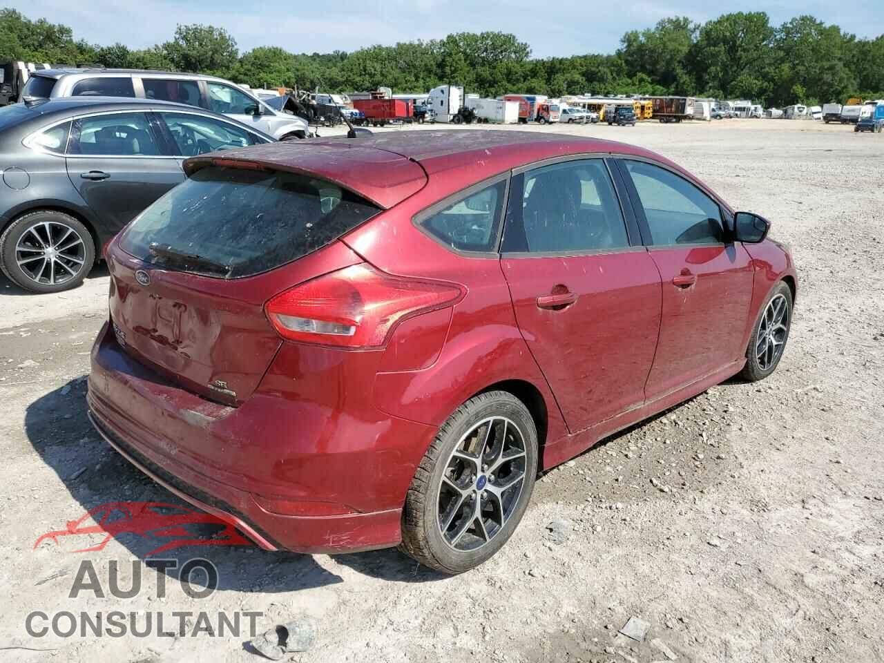 FORD FOCUS 2015 - 1FADP3K26FL220138