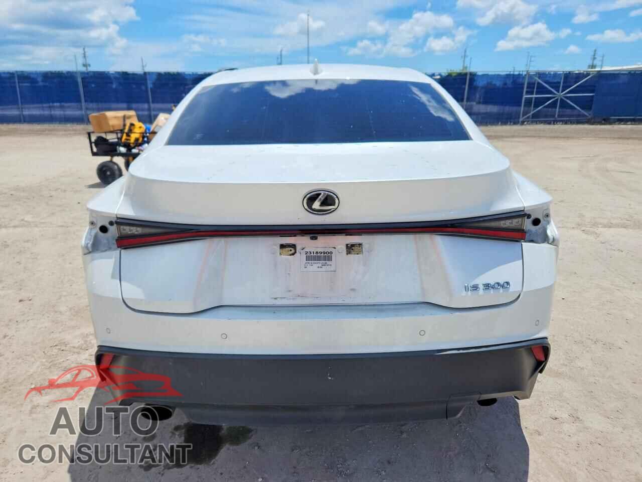 LEXUS IS 2023 - JTHCA1D25P5125292