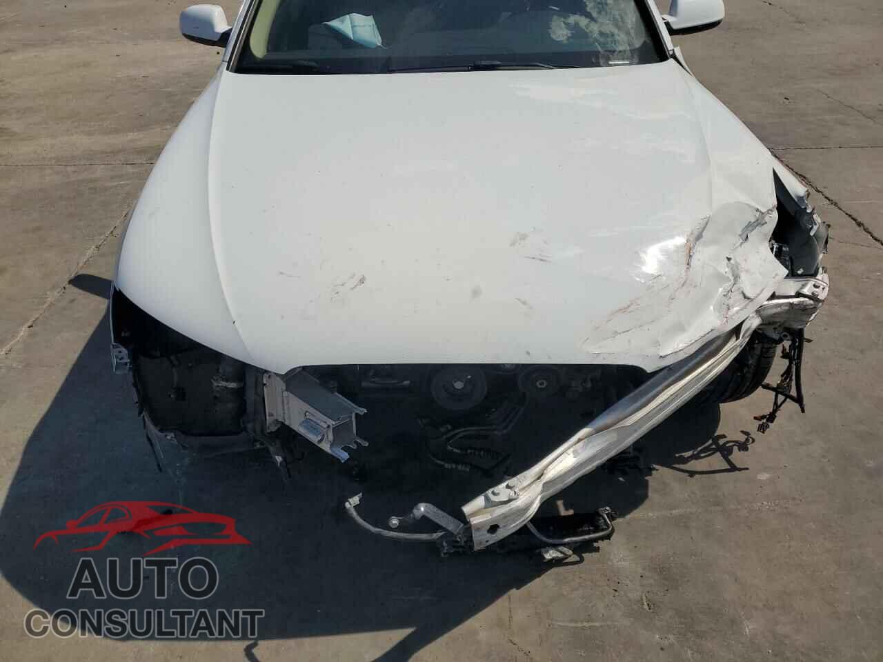 AUDI A4 2016 - WAUEFAFL0GN013501