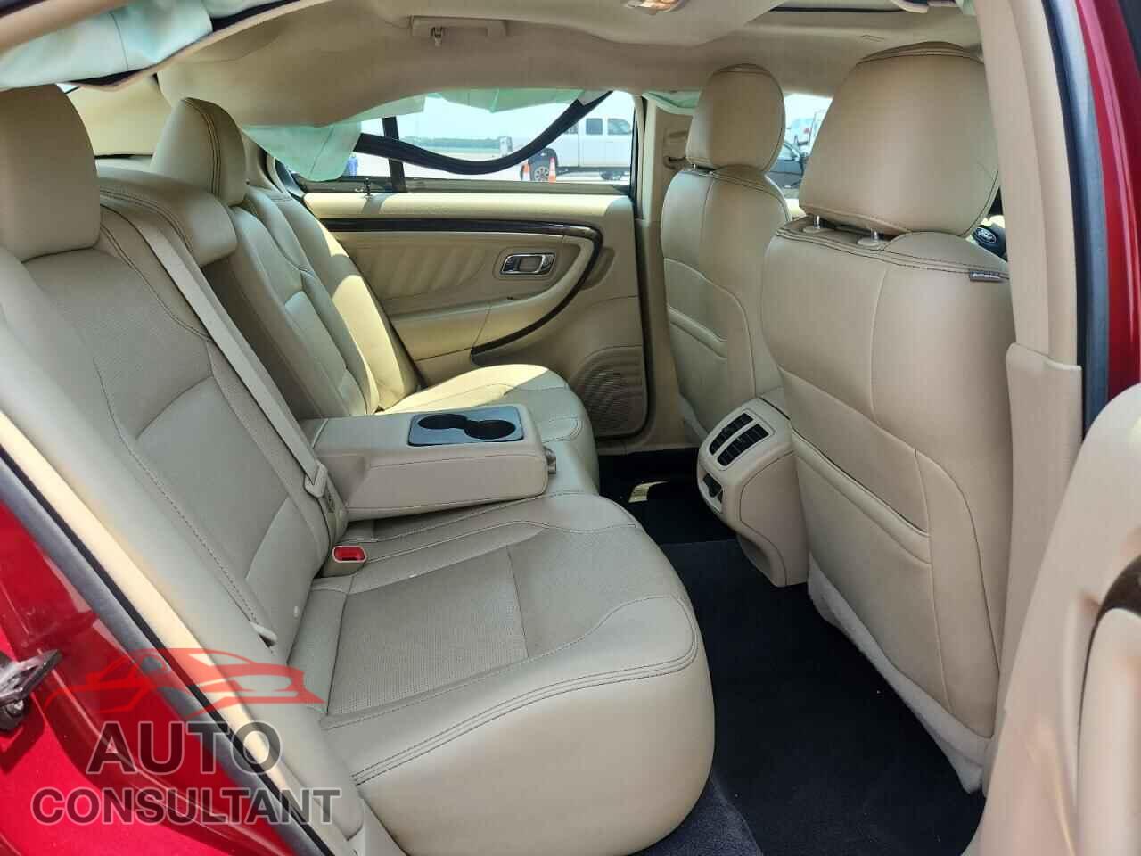 FORD TAURUS 2017 - 1FAHP2F83HG124103