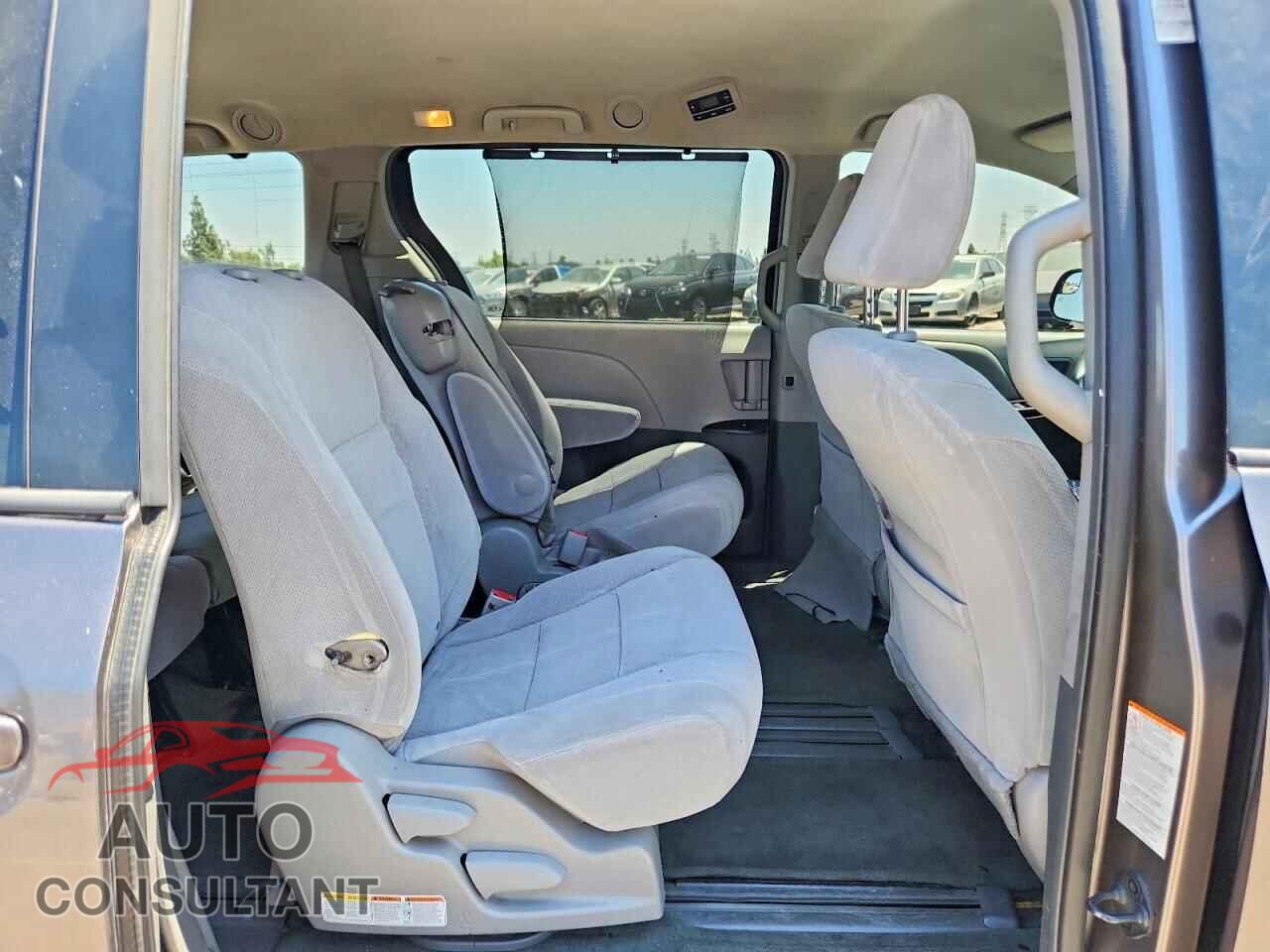 TOYOTA SIENNA 2015 - 5TDKK3DCXFS537196