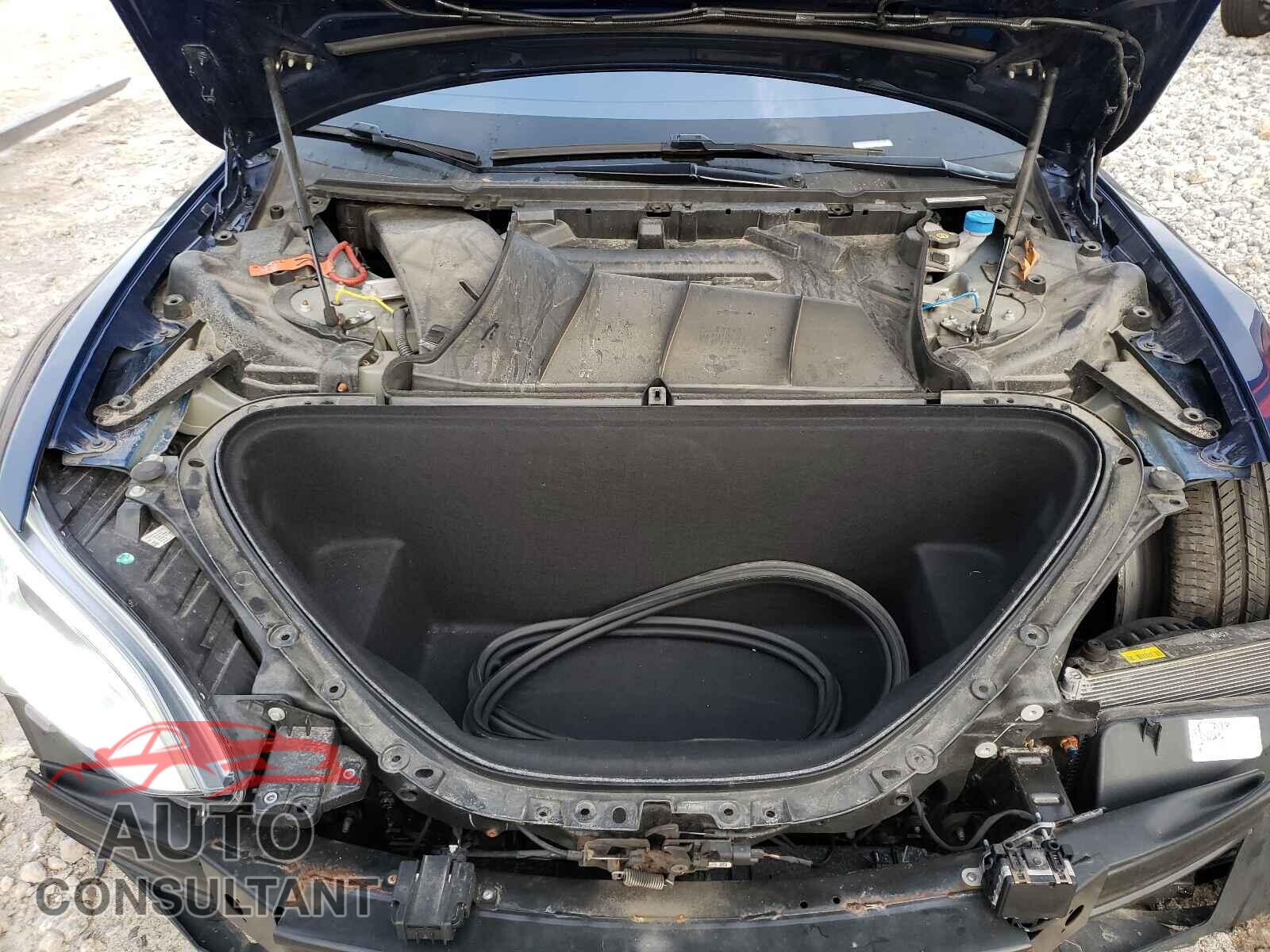 TESLA MODEL S 2017 - 5YJSA1E2XHF209183