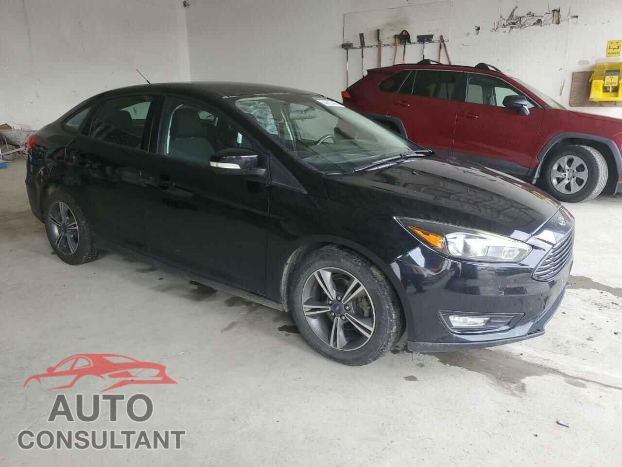 FORD FOCUS 2018 - 1FADP3FE5JL228471